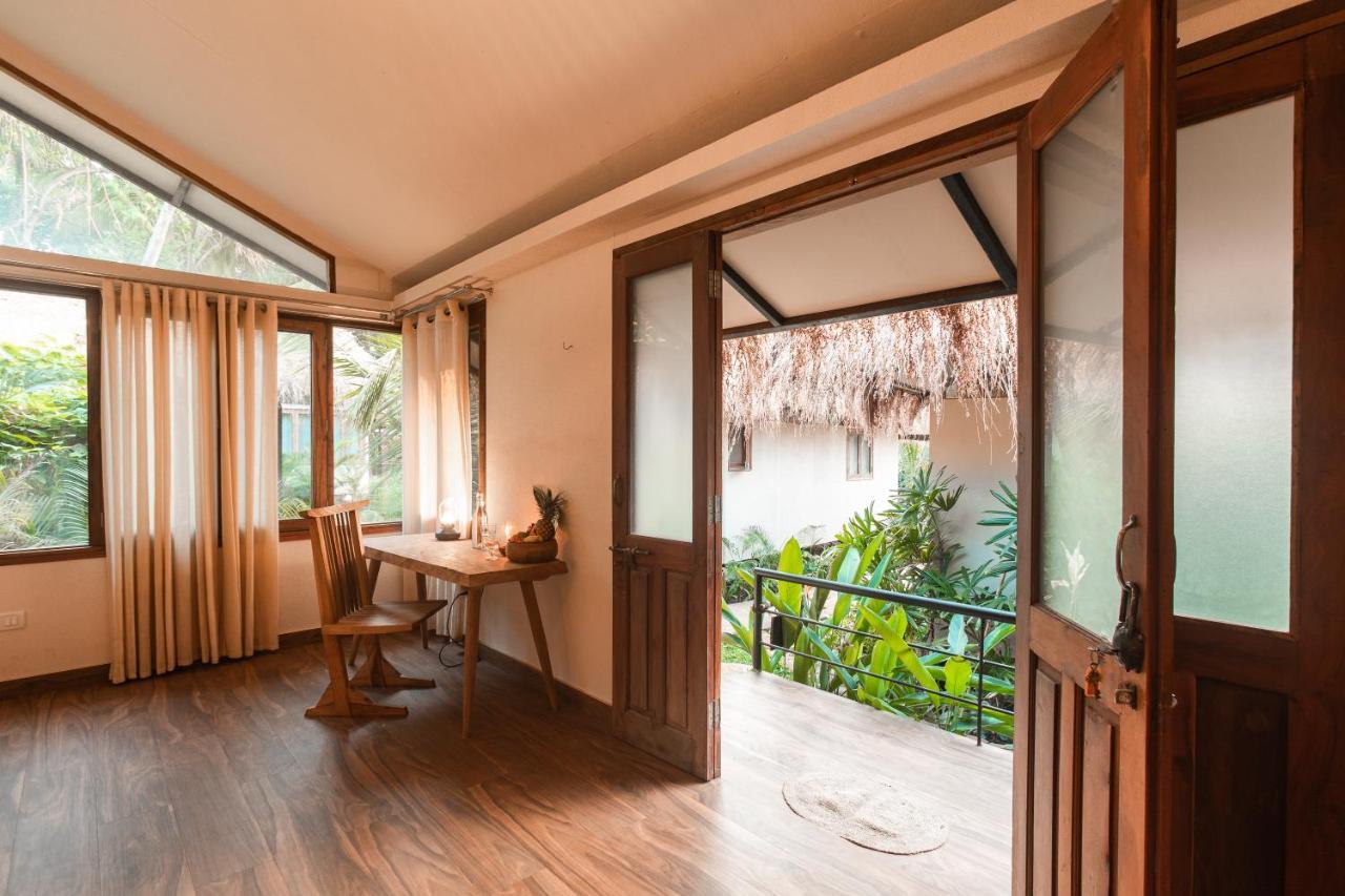 Anahata Retreat Beach Front Ashwem Goa Mandrem Exterior foto