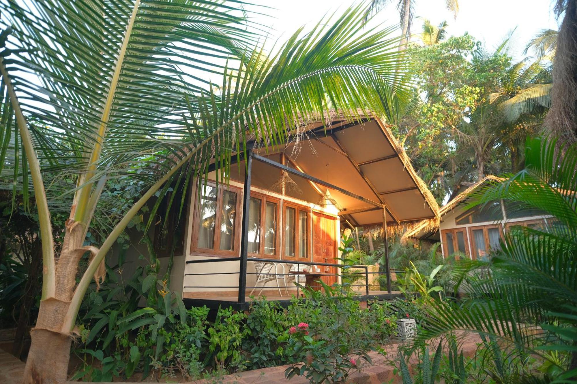 Anahata Retreat Beach Front Ashwem Goa Mandrem Exterior foto
